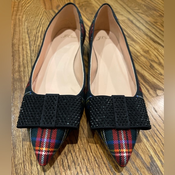 J.Crew holiday flats size 12 NEW. Pointy toe flat with crystal bow. Beautiful!